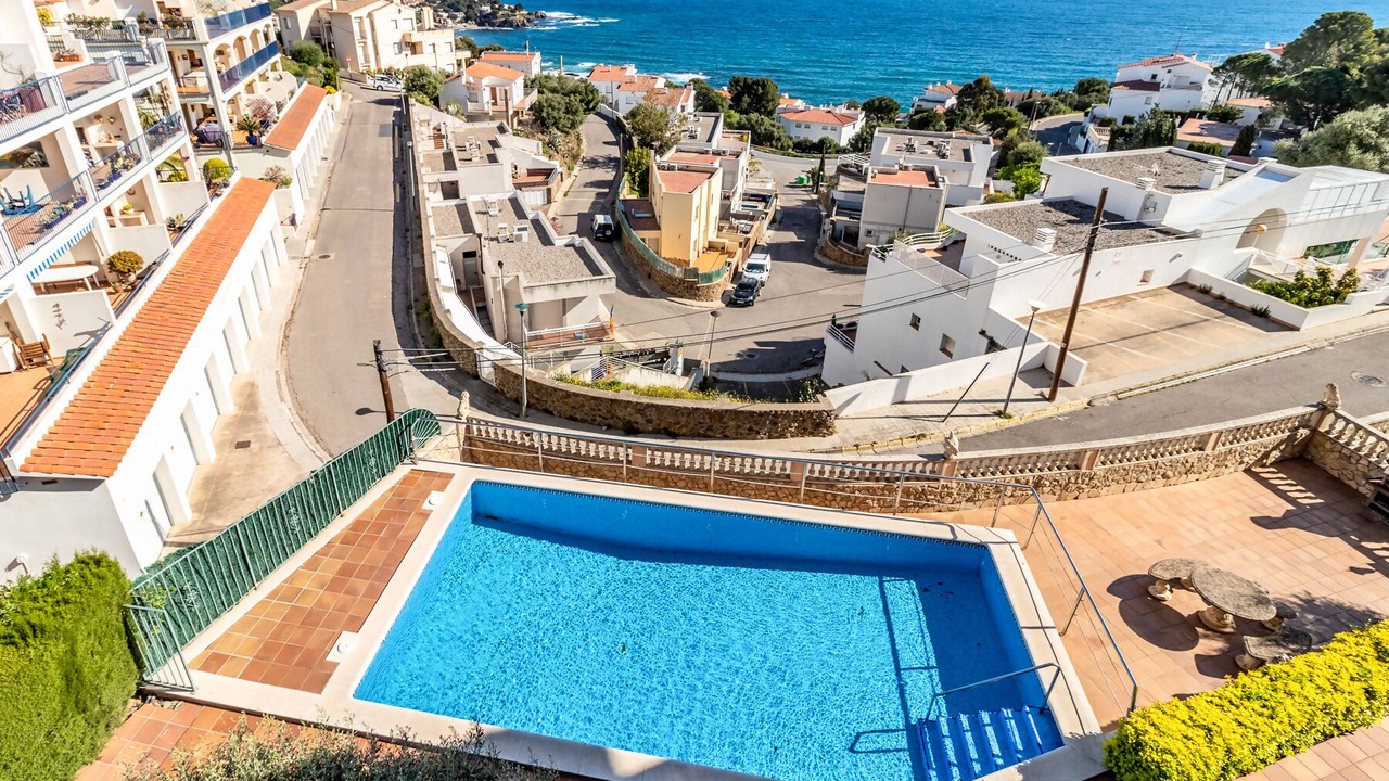 Photo of Outdoor in Llanca