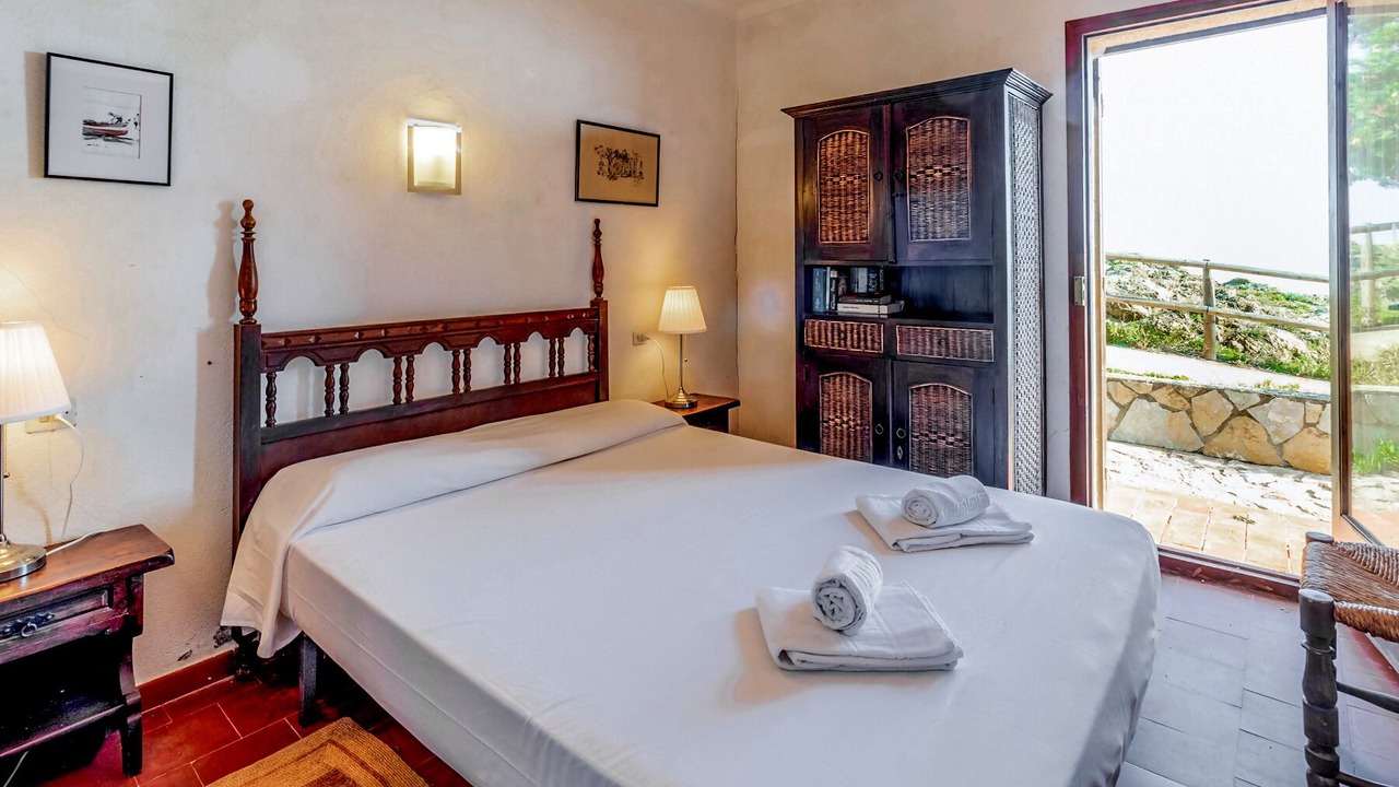 Photo of Bedroom in Llanca