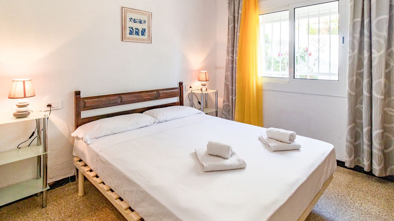 Photo of Bedroom in Llanca