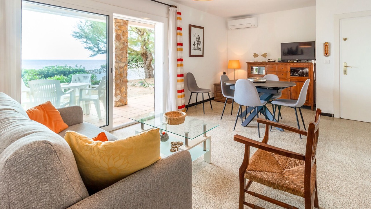Photo of Livingroom in Llanca