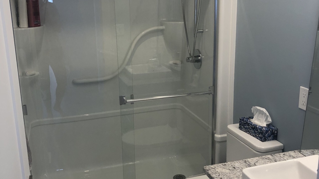 Photo of Bathroom in Falcon Lake