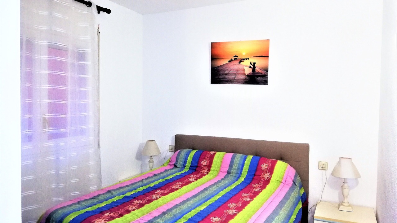 Photo of Bedroom in Roses Town Center