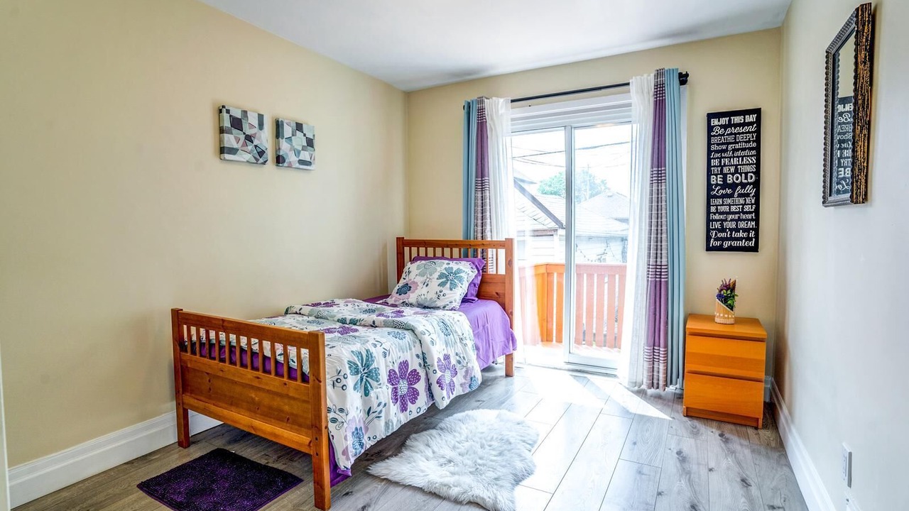 Photo of Bedroom in Topham Park