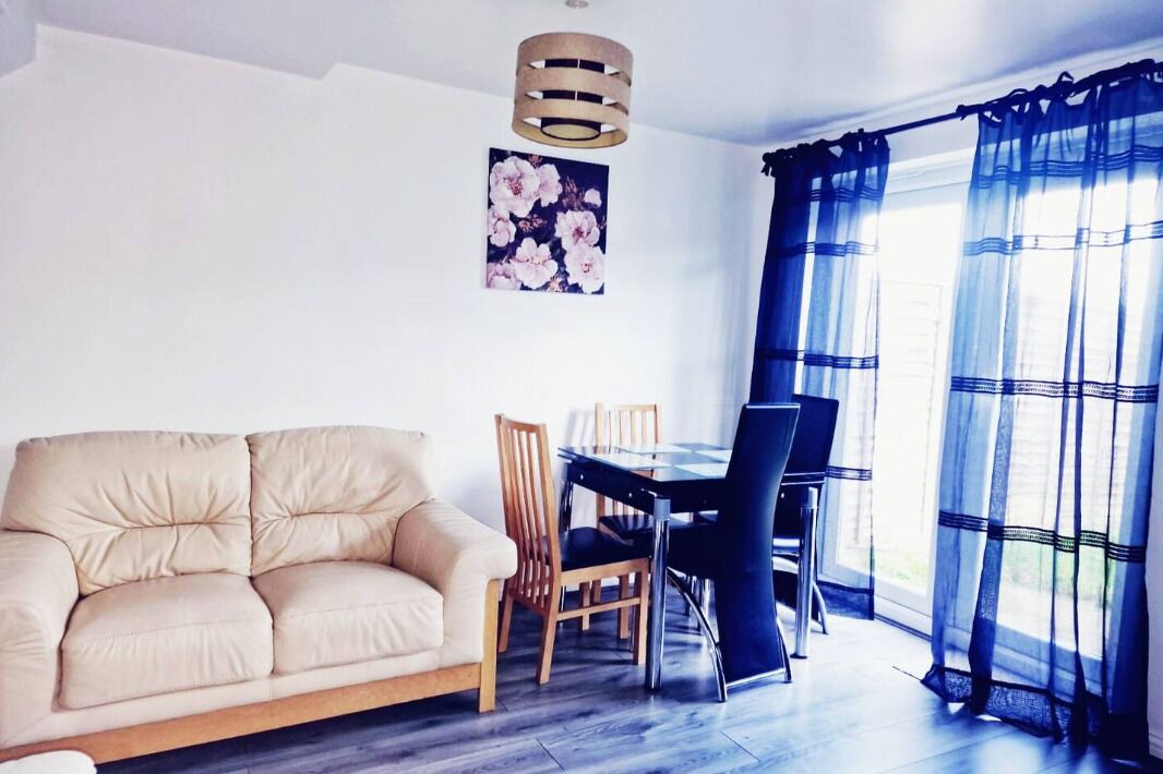 Photo of Livingroom in Laindon