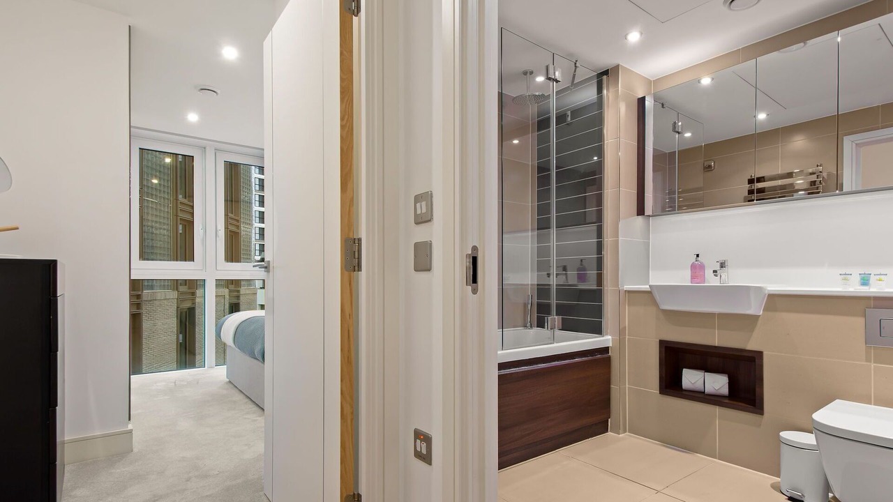 Photo of Bathroom in Whitechapel