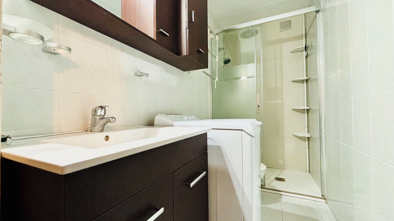 Photo of Bathroom in Roses Town Center