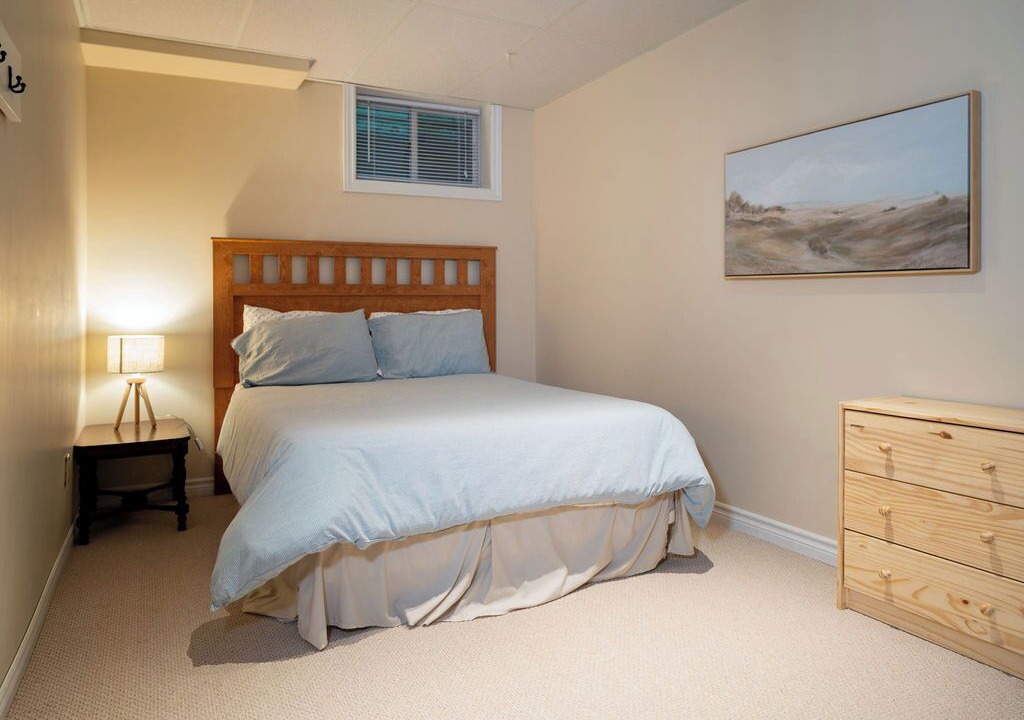 Photo of Bedroom in Grand Bend