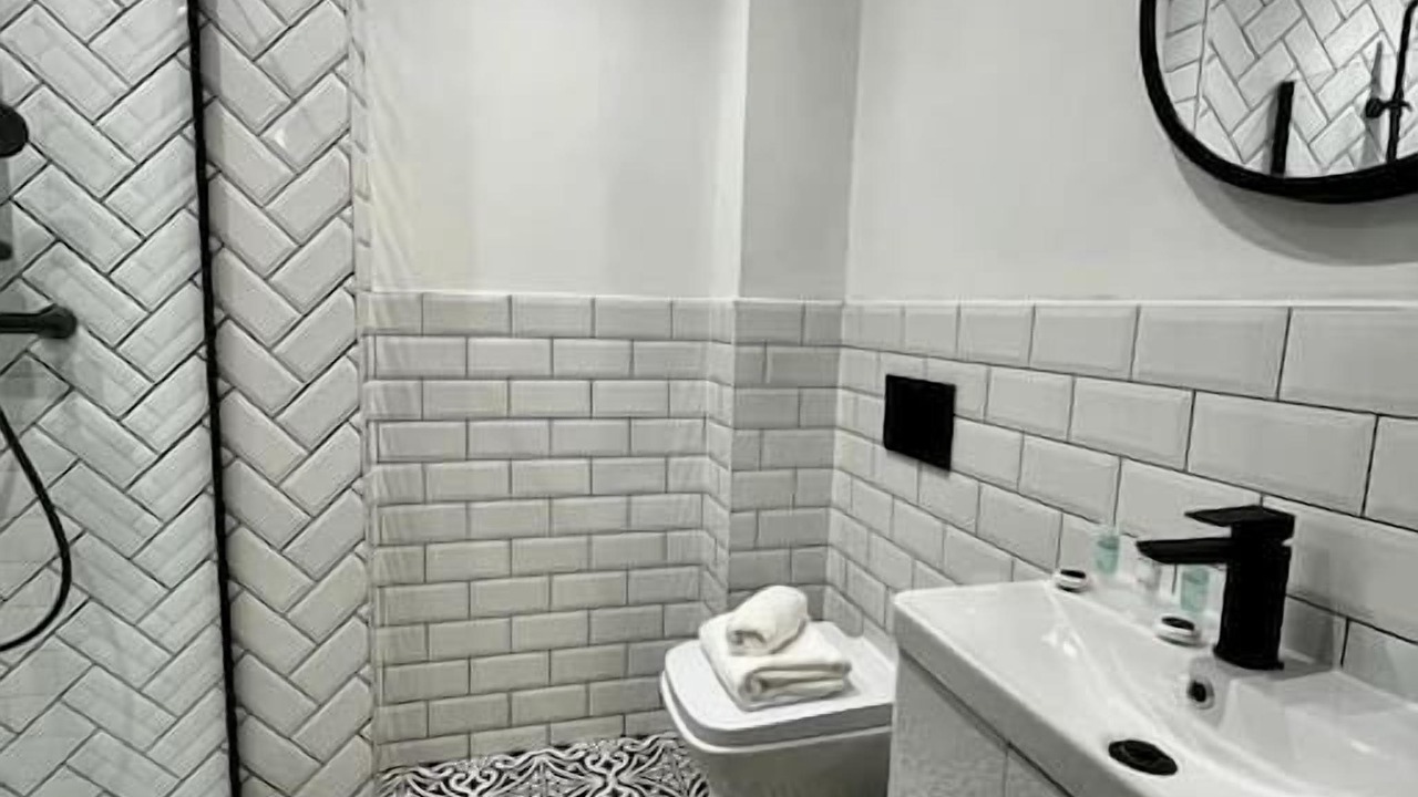 Photo of Bathroom in Glasgow Westend