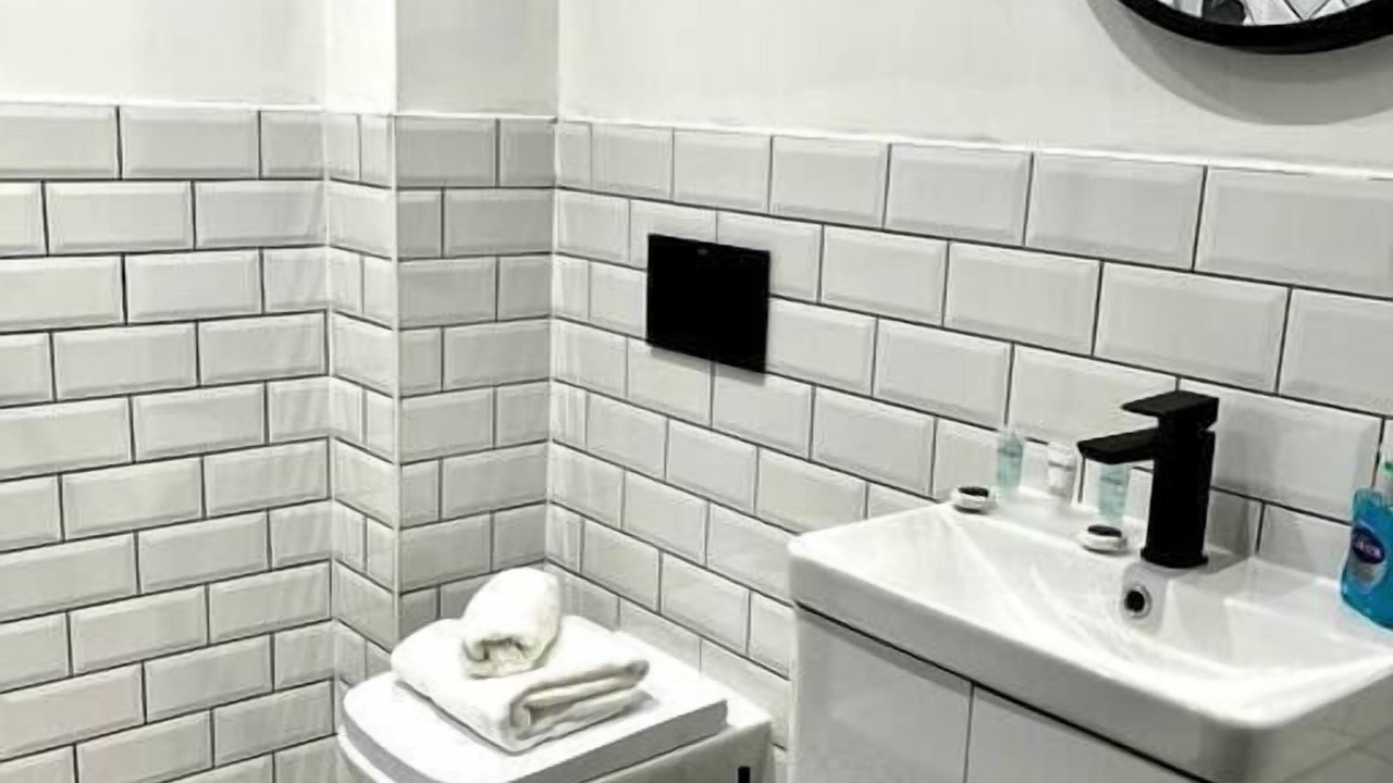 Photo of Bathroom in Glasgow Westend