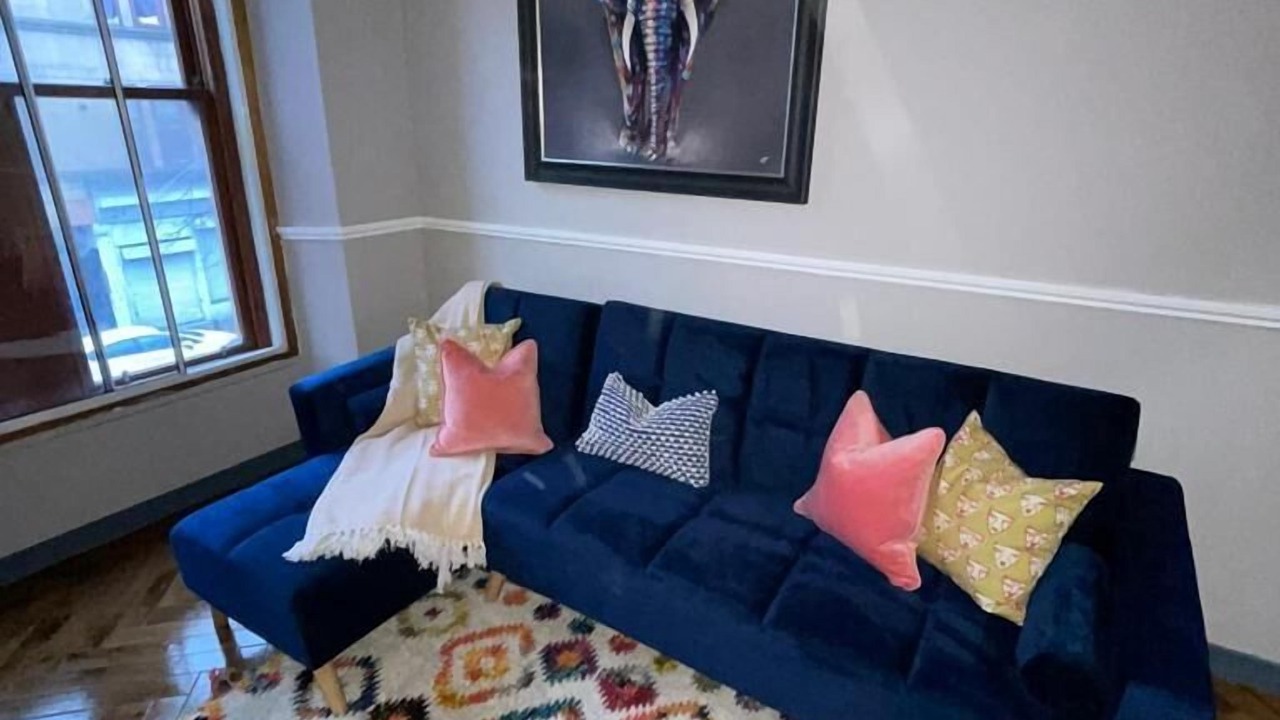 Photo of Livingroom in Glasgow Westend