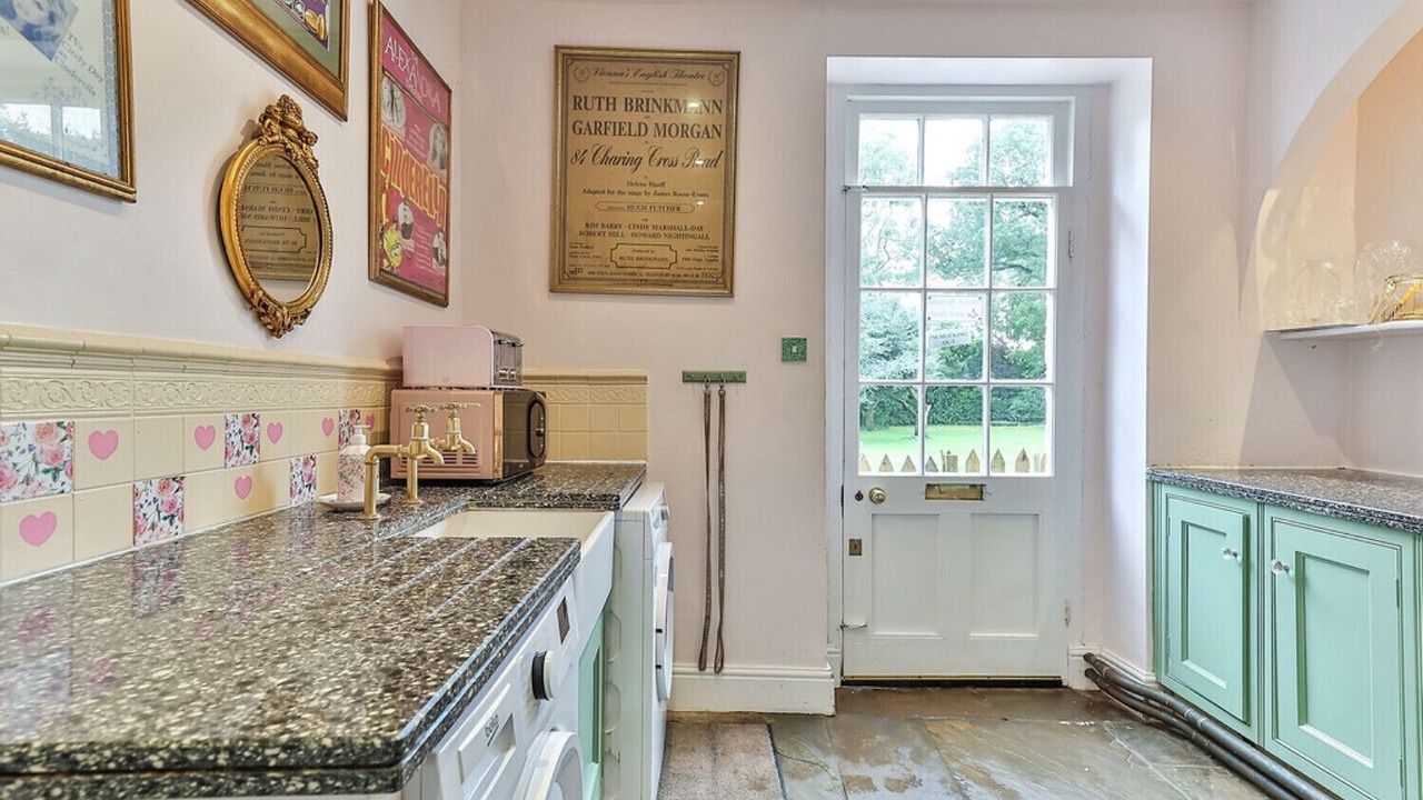 Photo of Kitchen in Alkborough