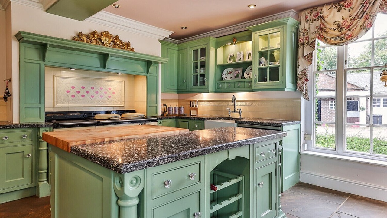 Photo of Kitchen in Alkborough