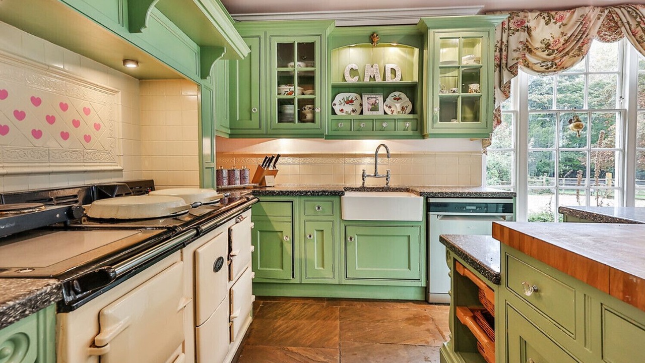 Photo of Kitchen in Alkborough