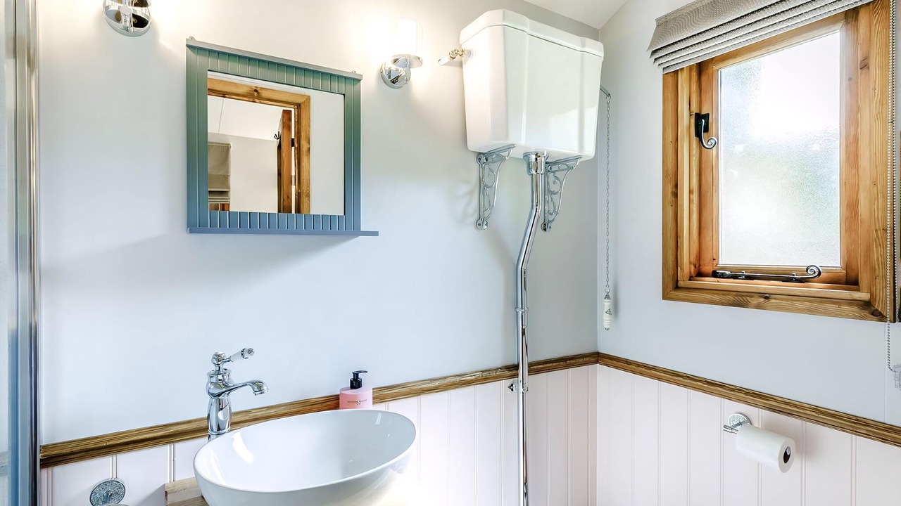 Photo of Bedroom in Alkborough