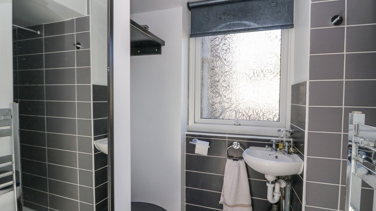 Photo of Bathroom in Kilcreggan