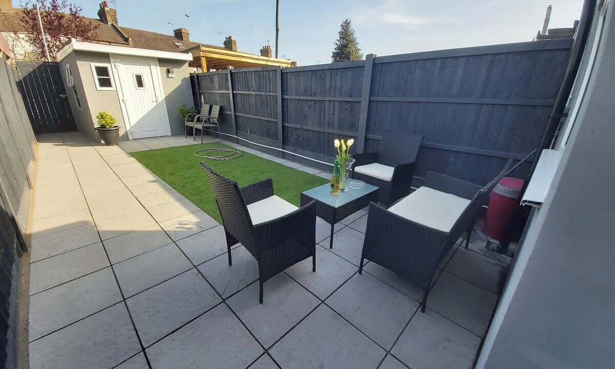 Photo of Patio Balcony in Grays