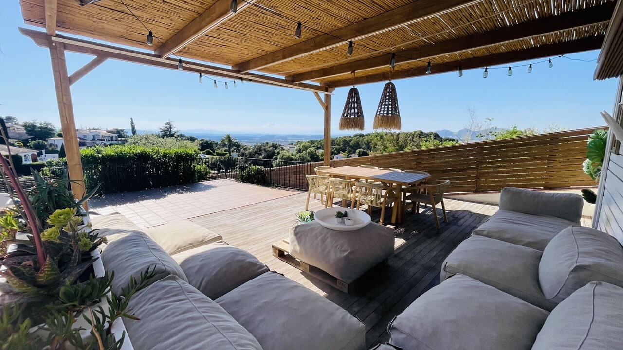 Photo of Outdoor in Pals