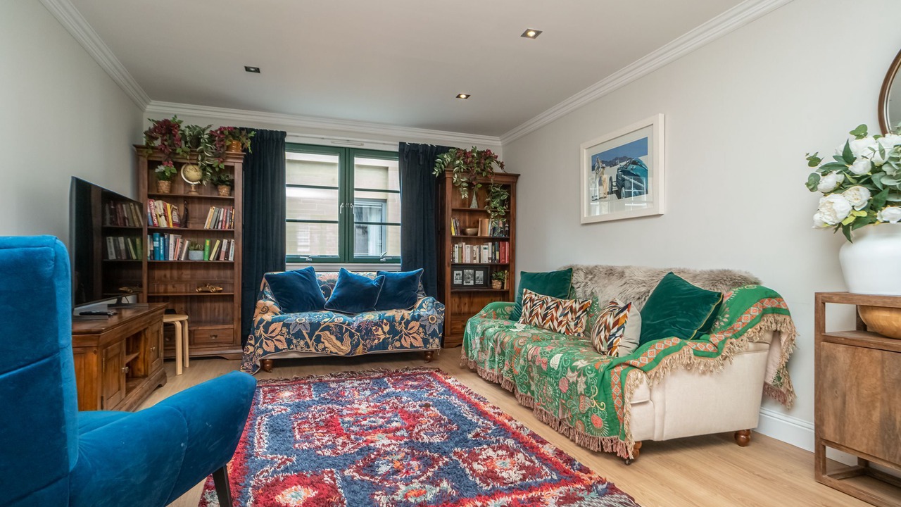Photo of Livingroom in New Town