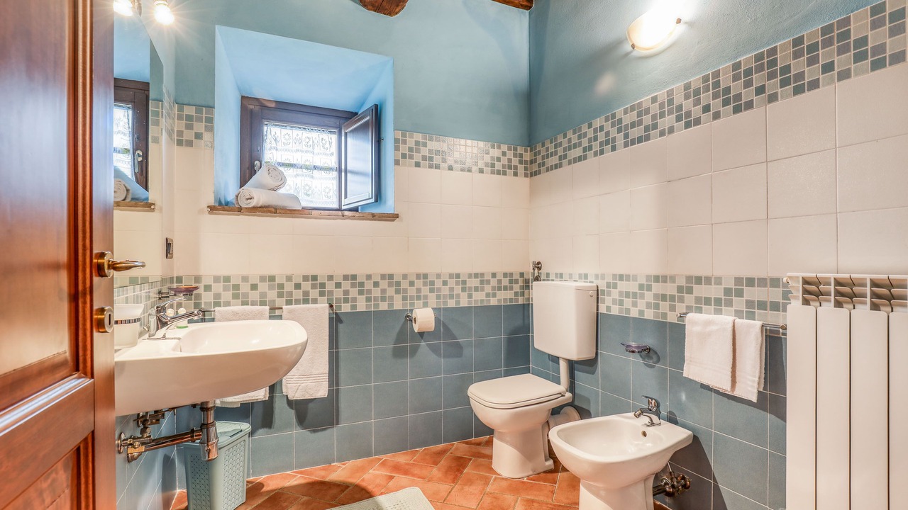 Photo of Bathroom in Radicofani