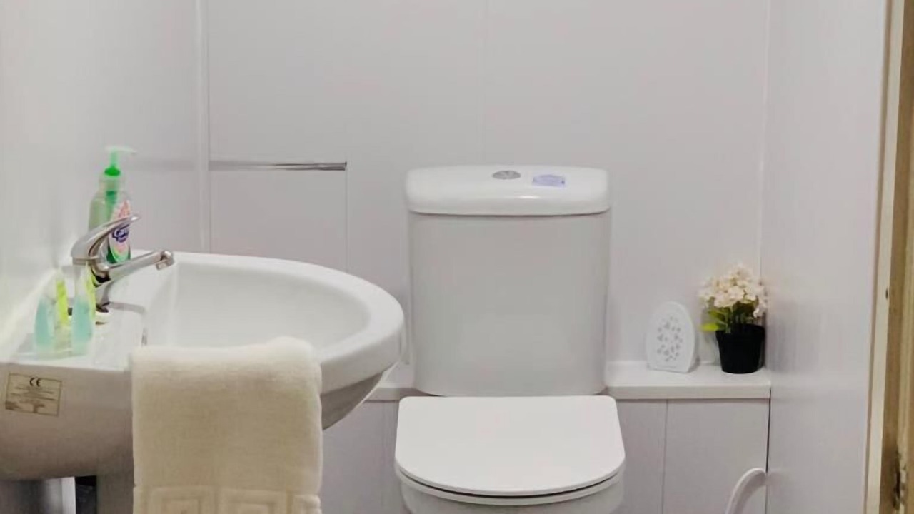 Photo of Bathroom in Paisley