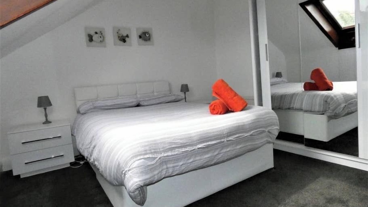 Photo of Bedroom in Paisley