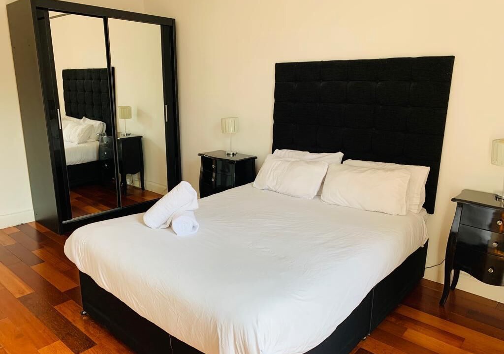 Photo of Bedroom in Paisley