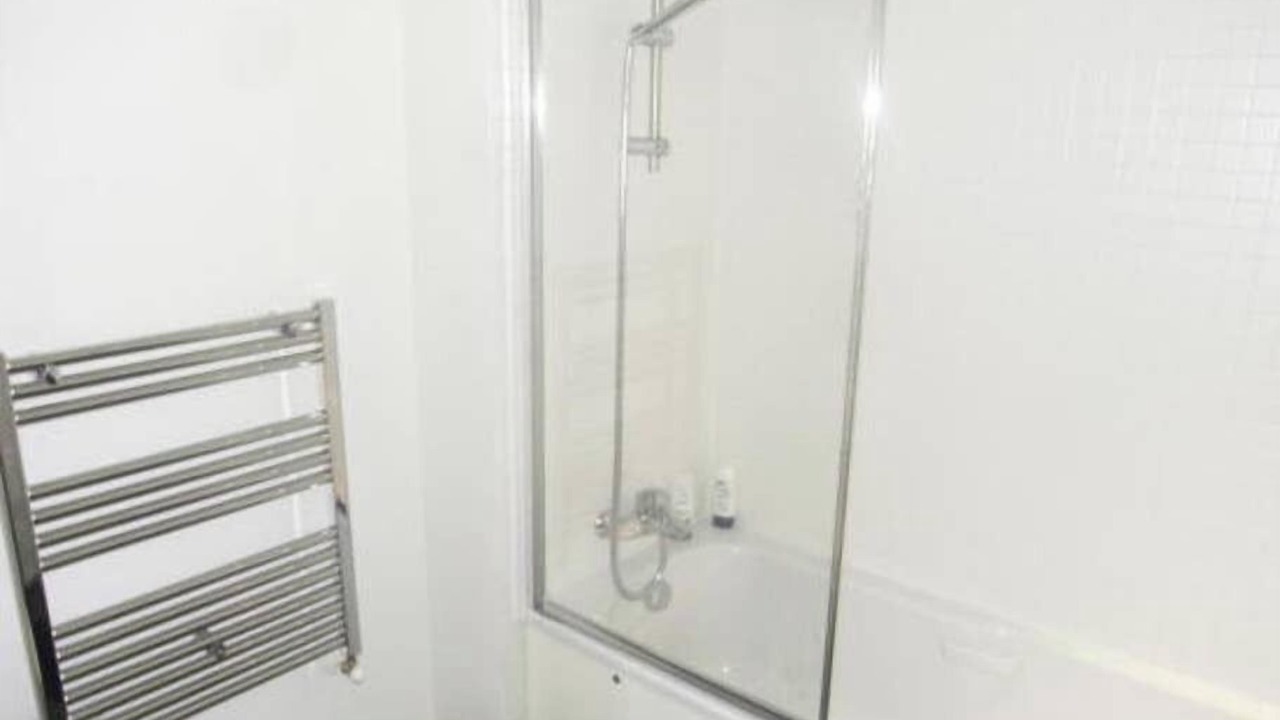 Photo of Bathroom in Finnieston