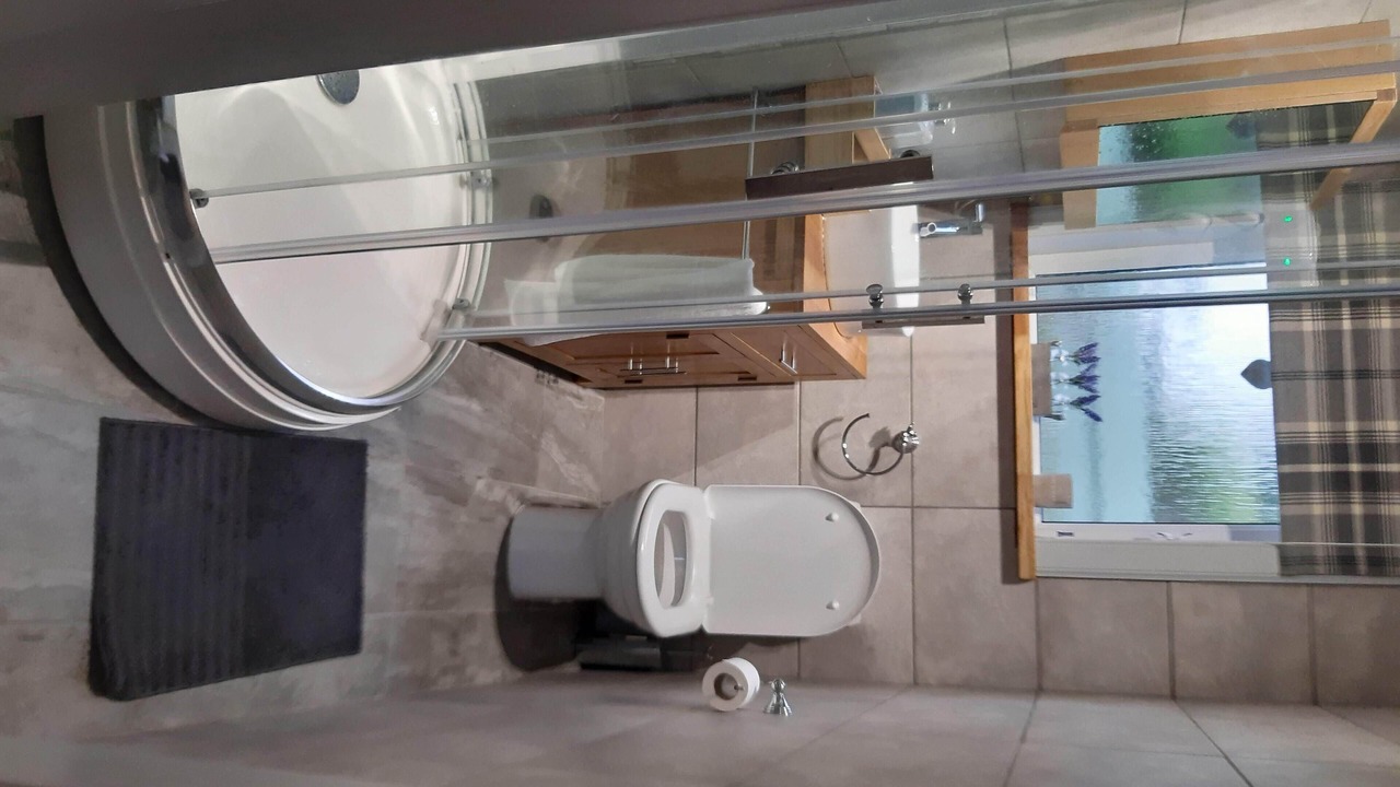 Photo of Bathroom in Brodick