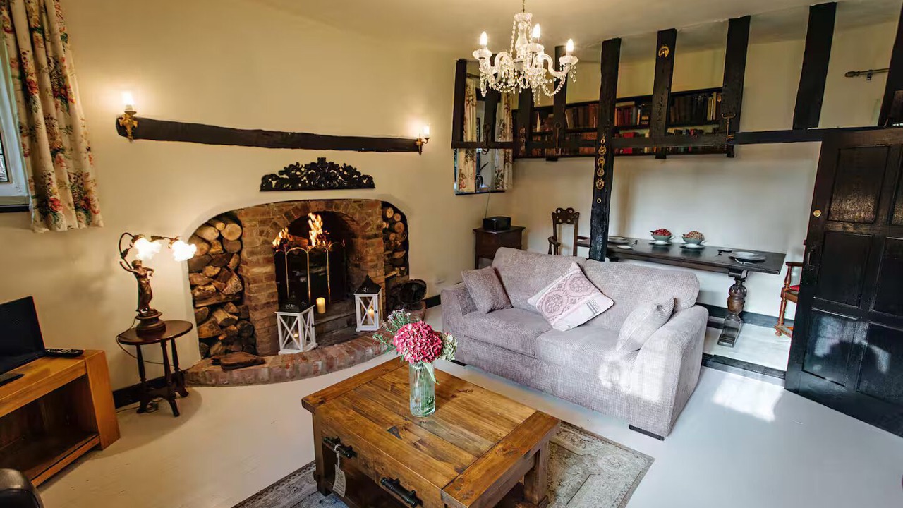 Photo of Livingroom in Burnham-on-Crouch