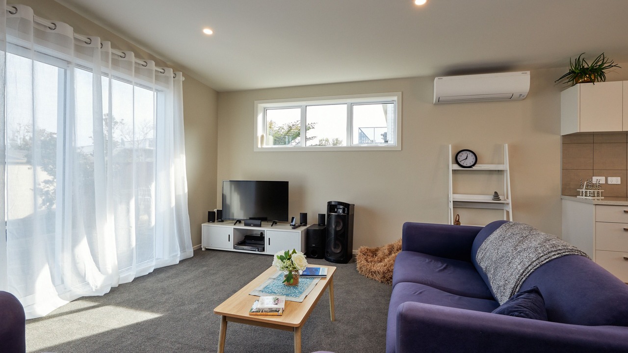 Photo of Livingroom in South Bay