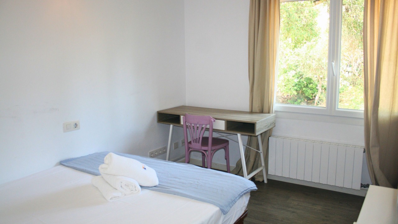 Photo of Bedroom in Pals