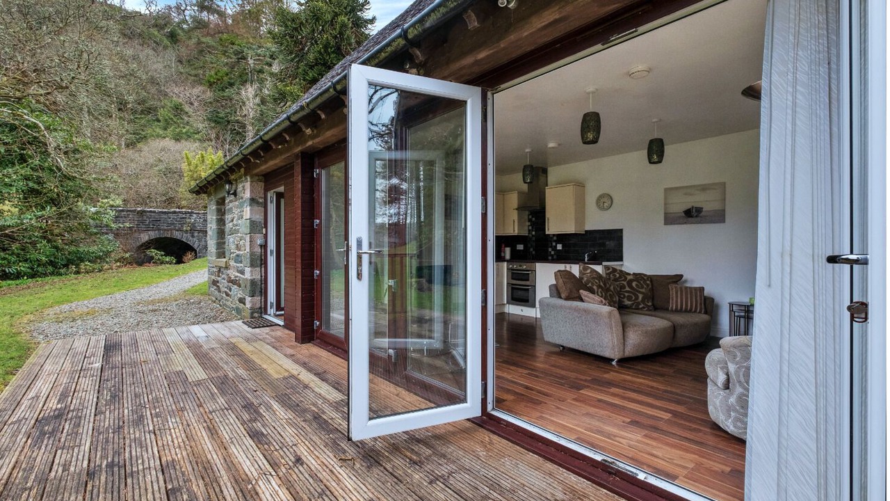 Photo of Patio Balcony in Lochgilphead