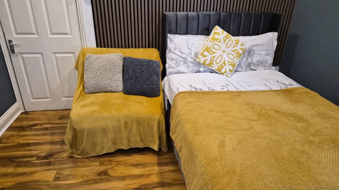 Photo of Bedroom in Grove Green