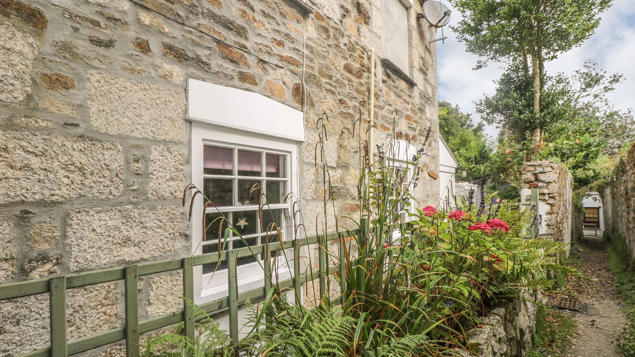 Photo of Outdoor in Mabe