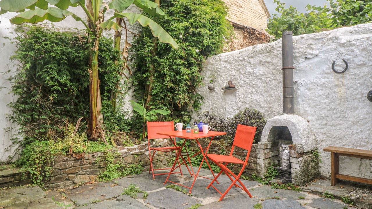 Photo of Outdoor in Mabe