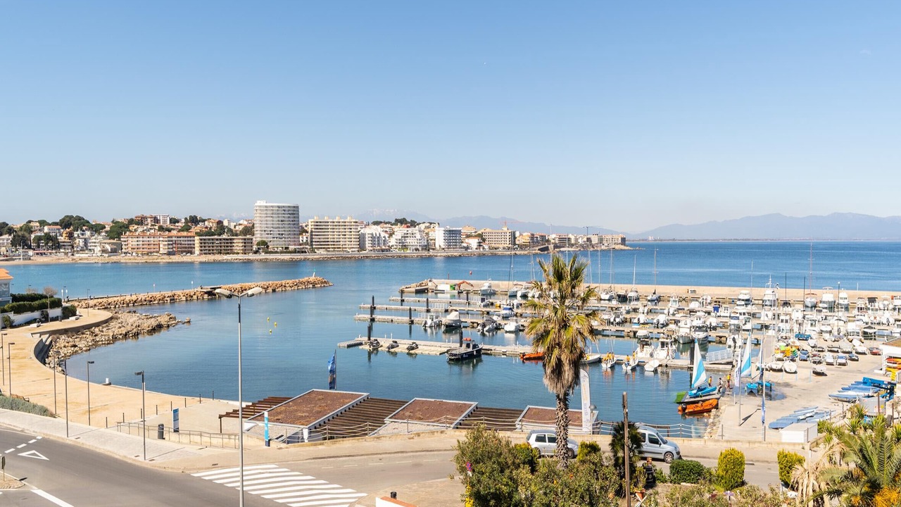Photo of Others in L'Escala