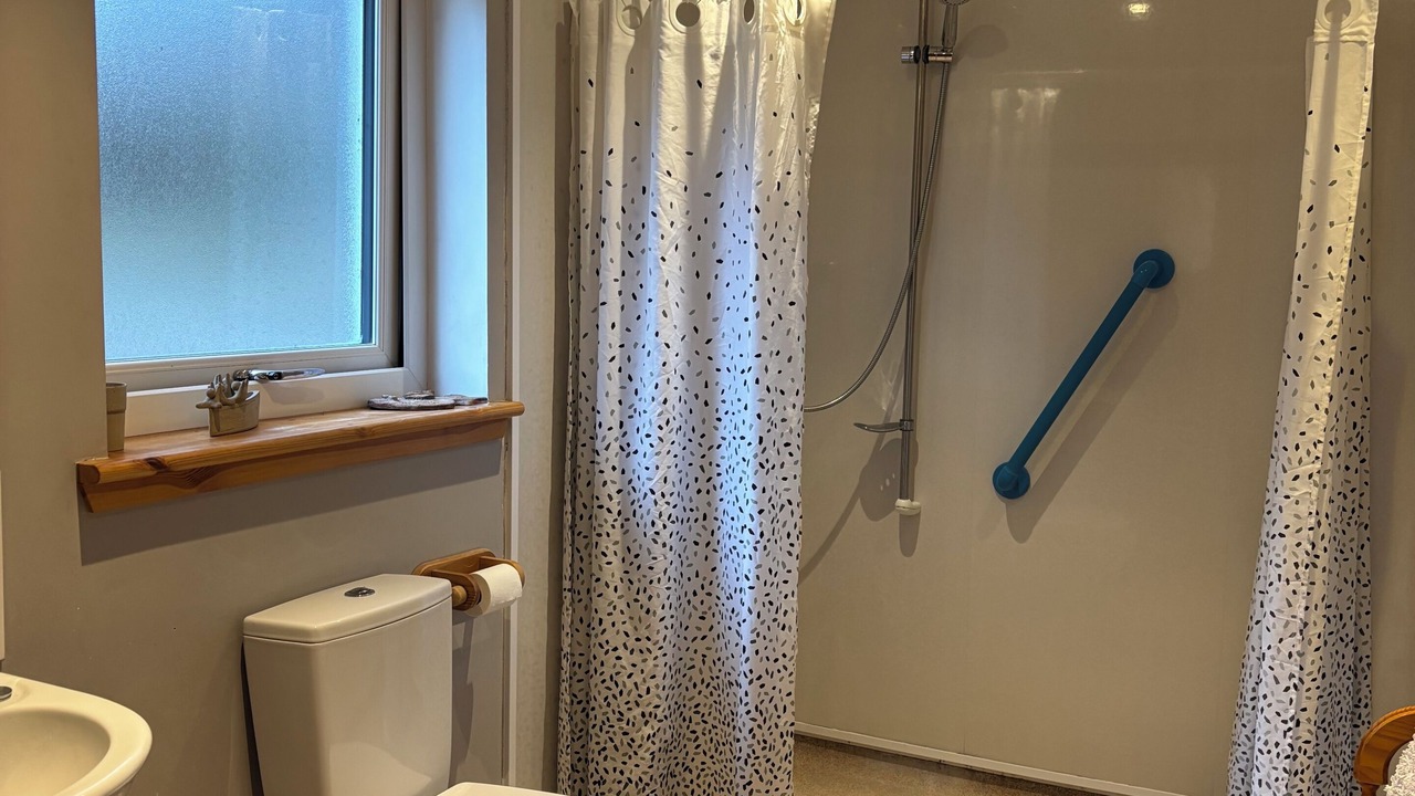 Photo of Bathroom in Loggie