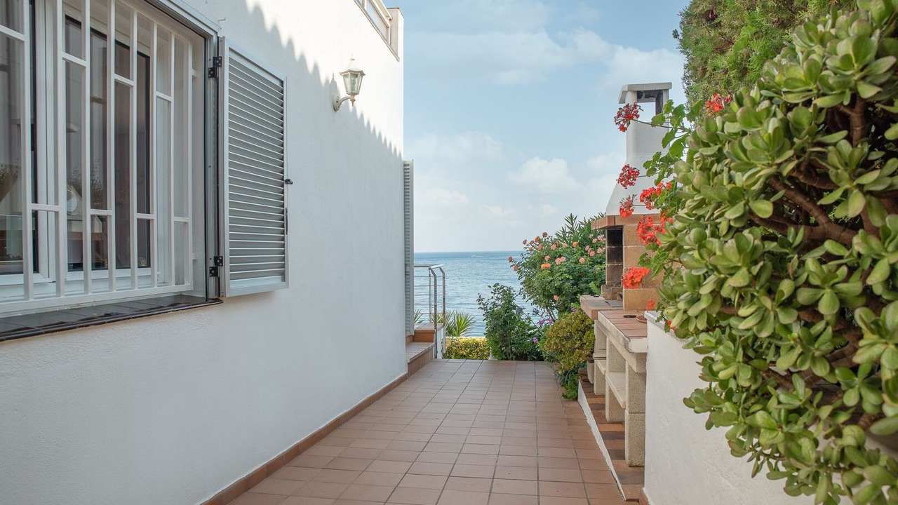 Photo of Patio Balcony in Llanca