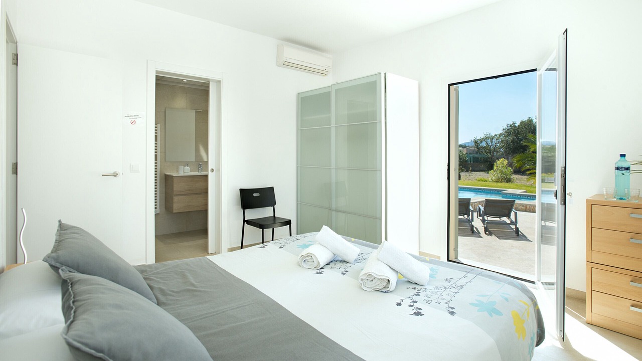 Photo of Bedroom in Les Palmeres