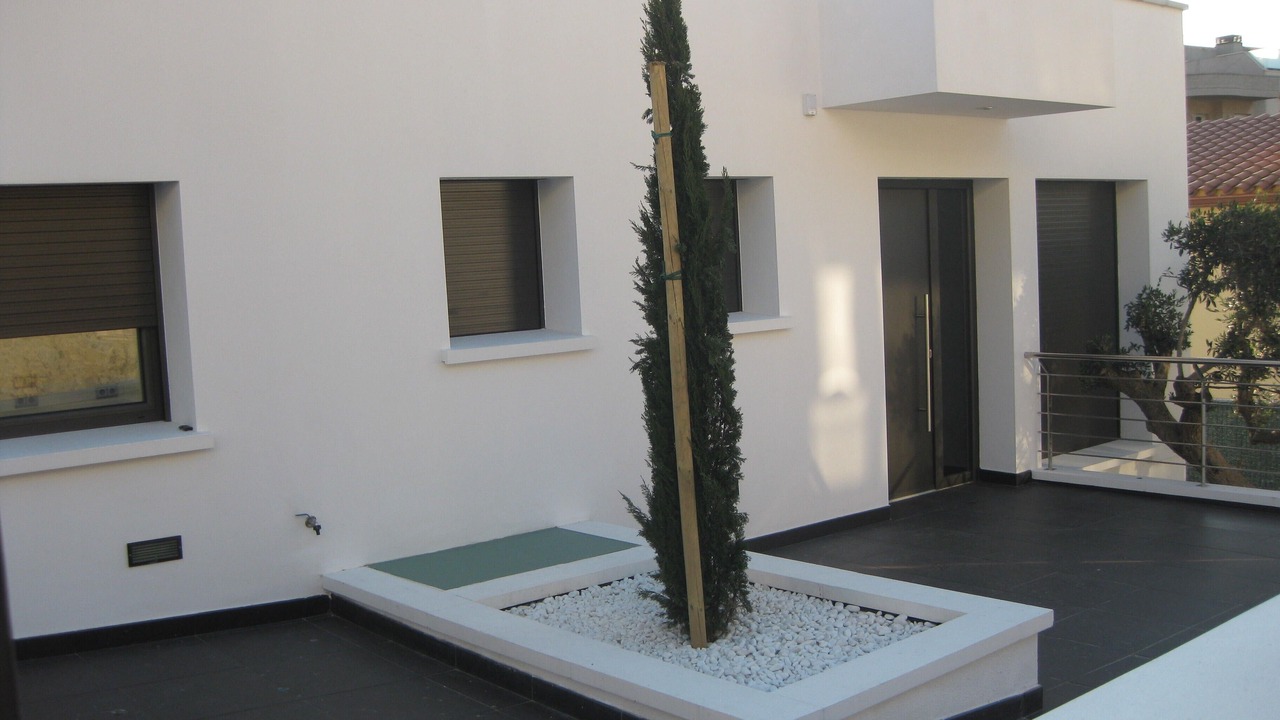 Photo of Outdoor in Roses Town Center