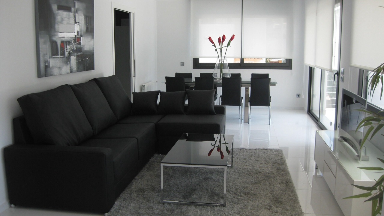 Photo of Livingroom in Roses Town Center