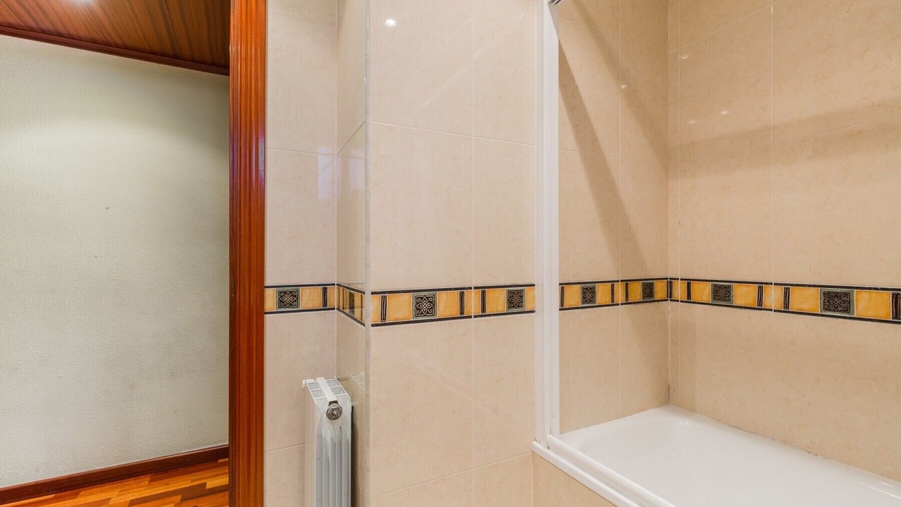 Photo of Bathroom in El Poble-sec