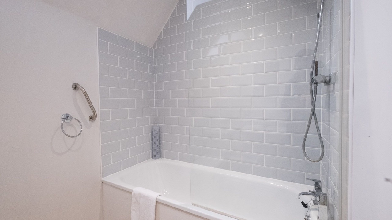 Photo of Bathroom in Saxmundham