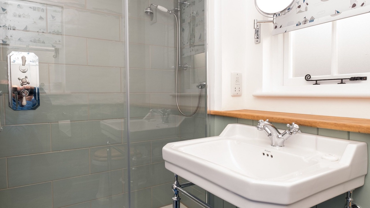 Photo of Bathroom in Thorpeness
