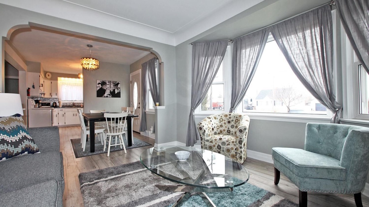 Photo of Livingroom in Virgil
