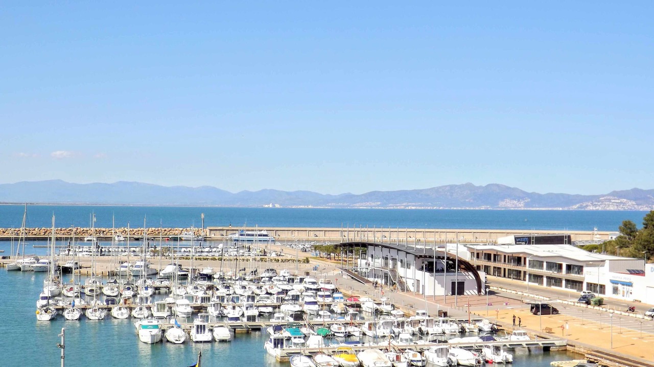 Photo of Others in L'Escala