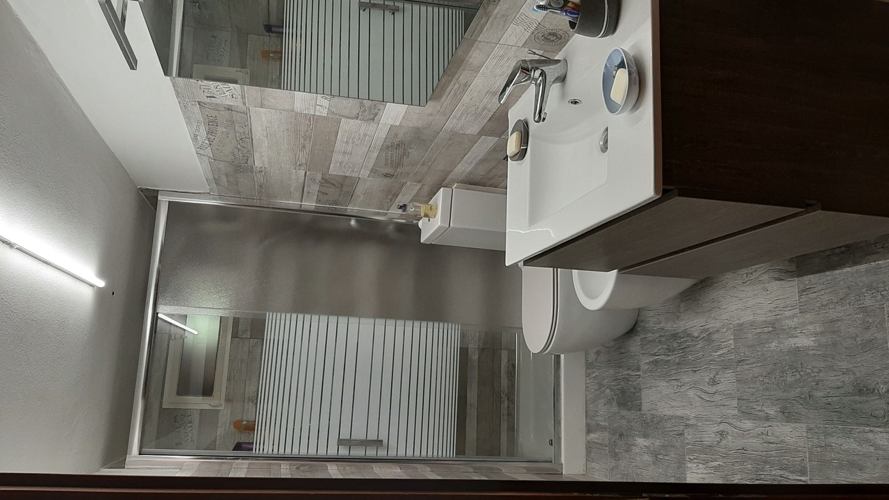 Photo of Bathroom in Vada