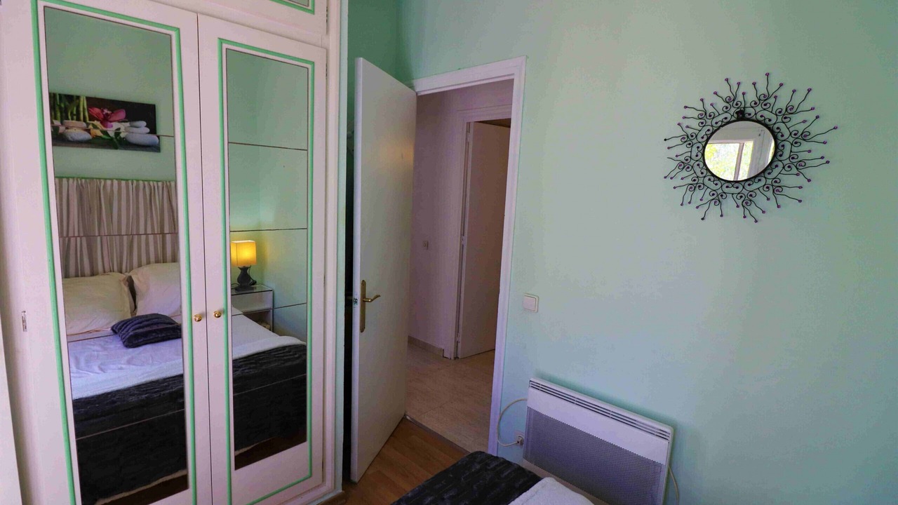 Photo of Bedroom in Roses Town Center