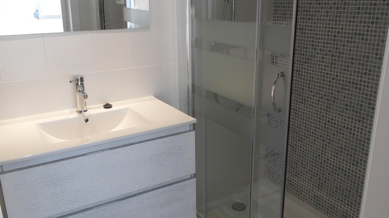 Photo of Bathroom in El Cabanyal