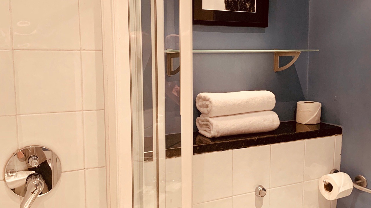 Photo of Bathroom in Old Town